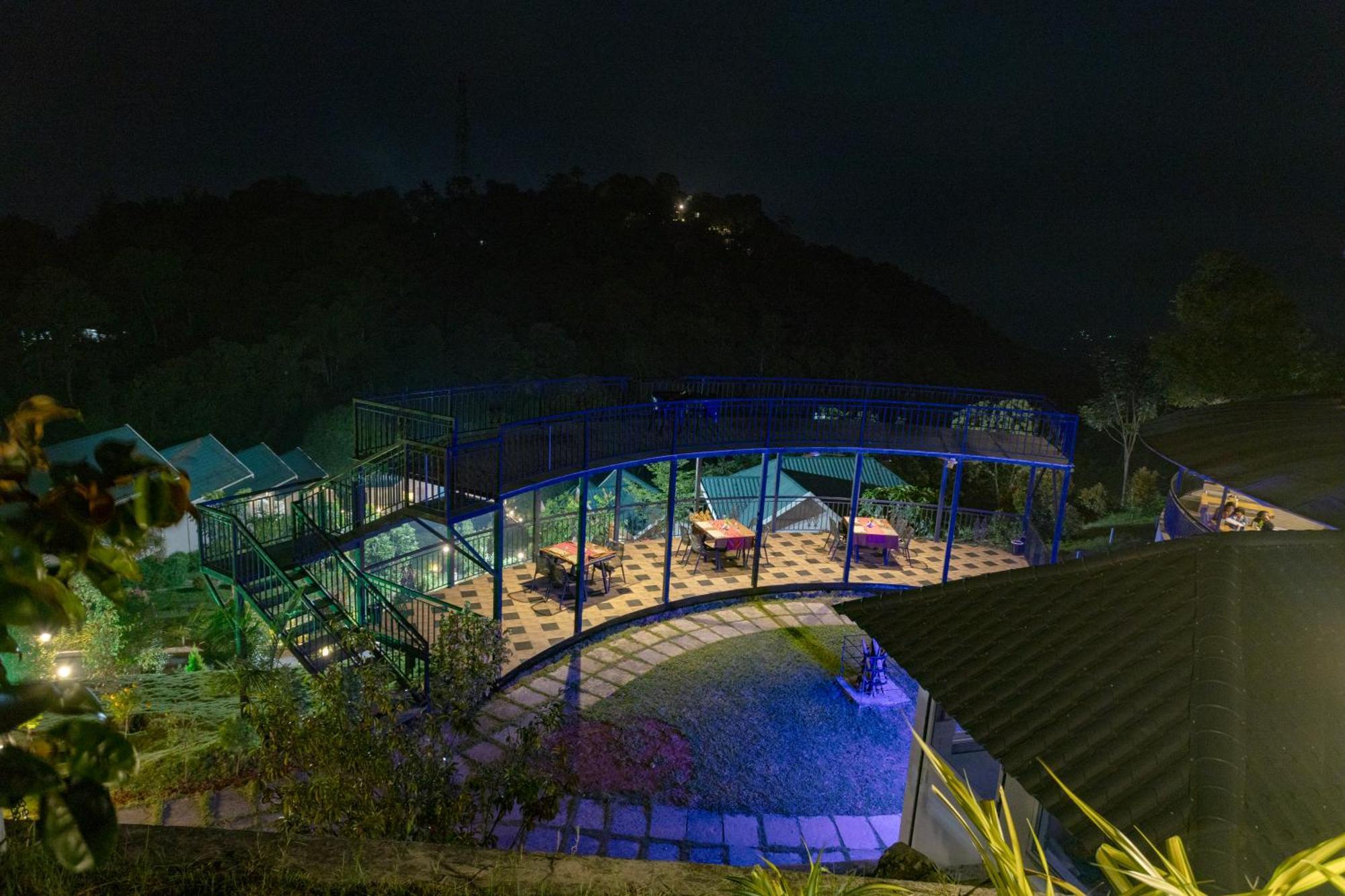 Hotel Aveda Munnar Mountains And Mist Extérieur photo